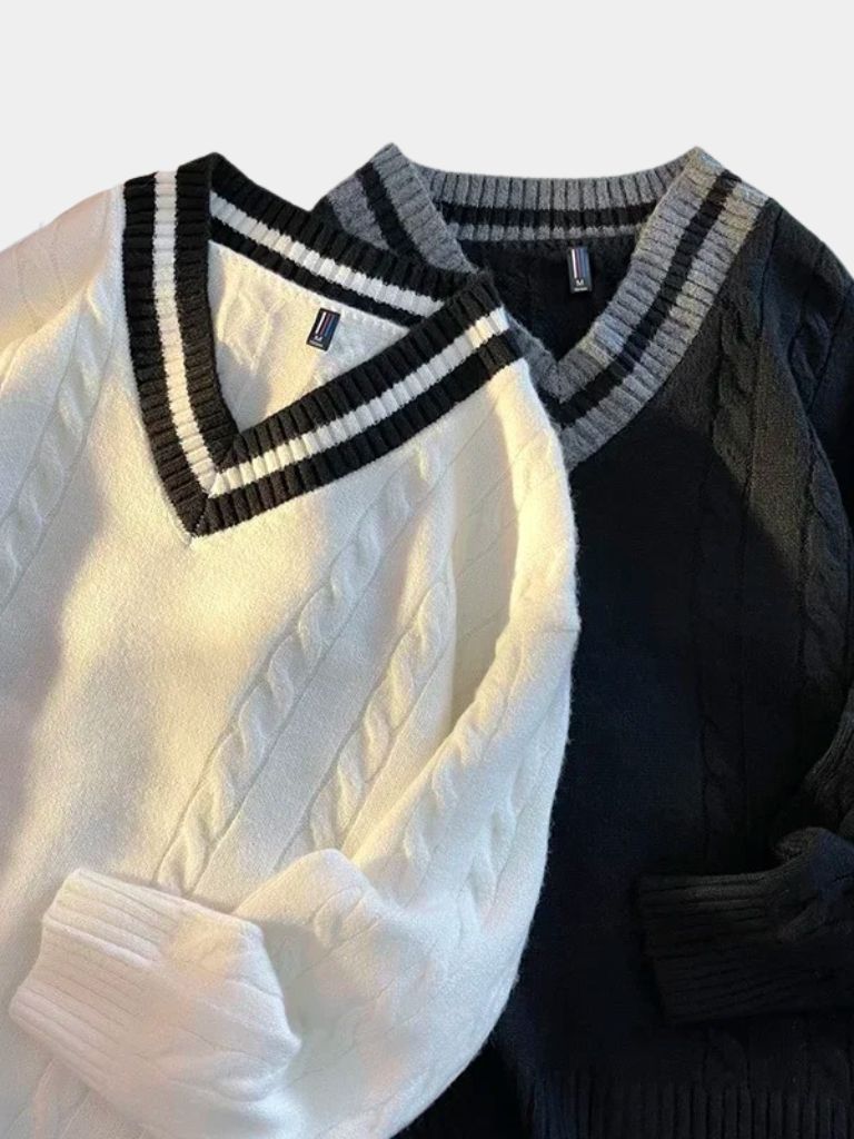 Pull col V minimaliste Cross & Crown