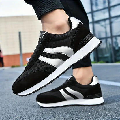Nova Retro Sneakers