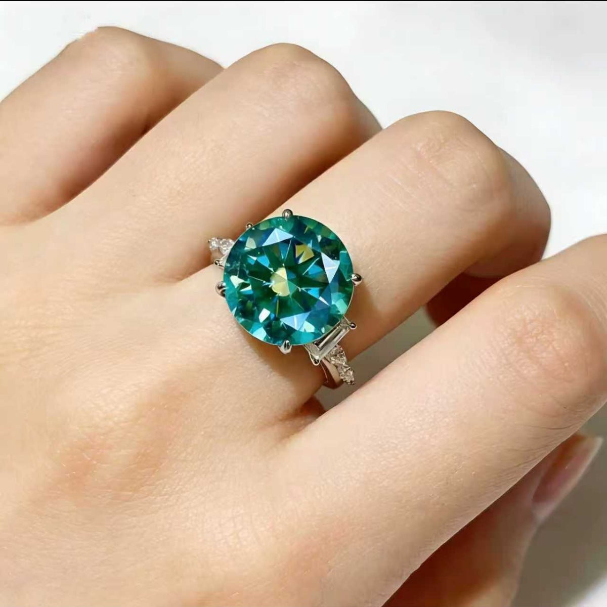 e40cd0d9-f650-4eb6-aa43-b29e898721aa-Max